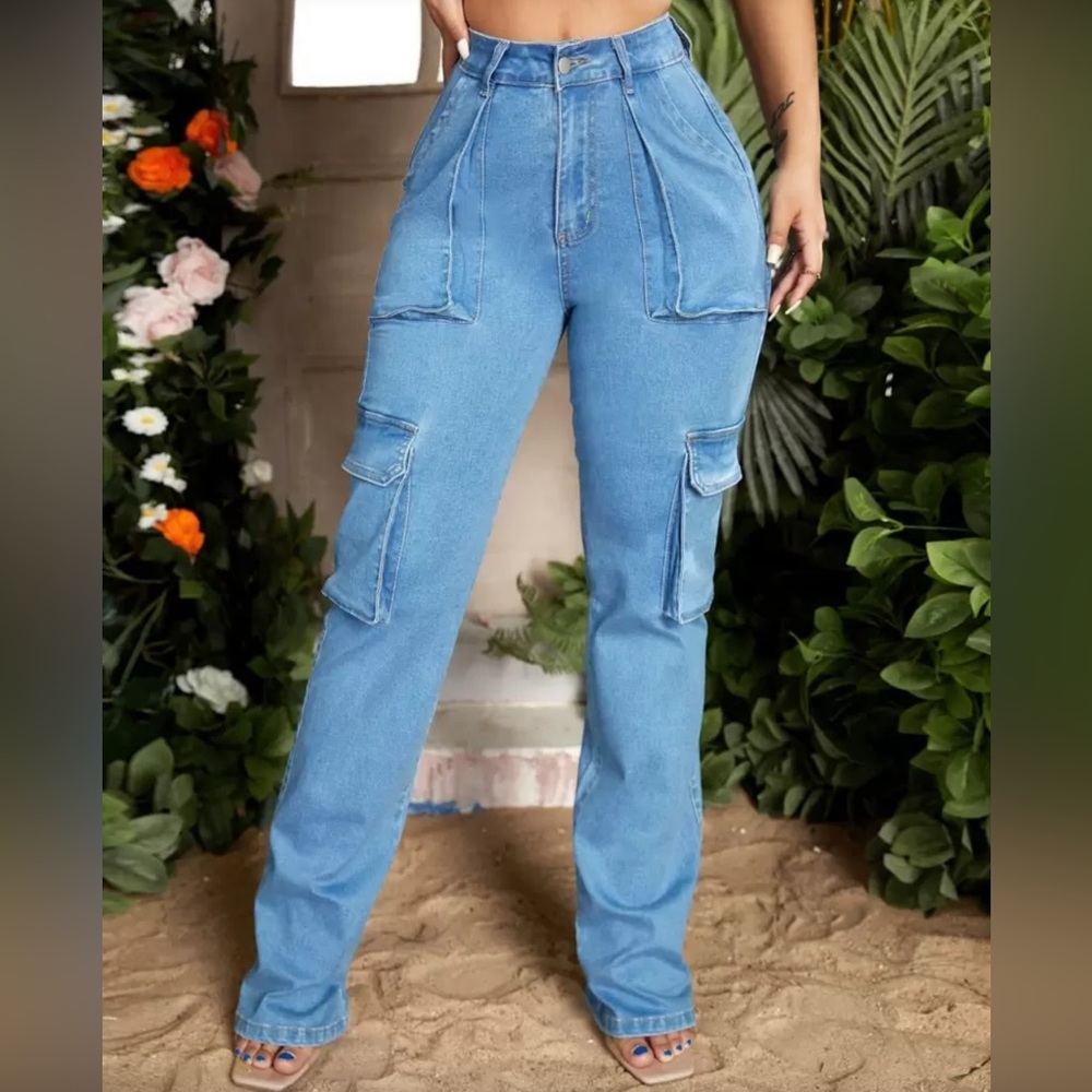 Light Wash Flap Pocket Cargo Jeans - Runs Small